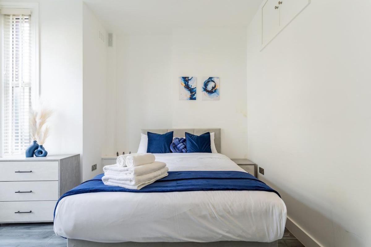Apartament Stylish 2-Bed Flat In The Heart Of West Hampstead Londyn Zewnętrze zdjęcie