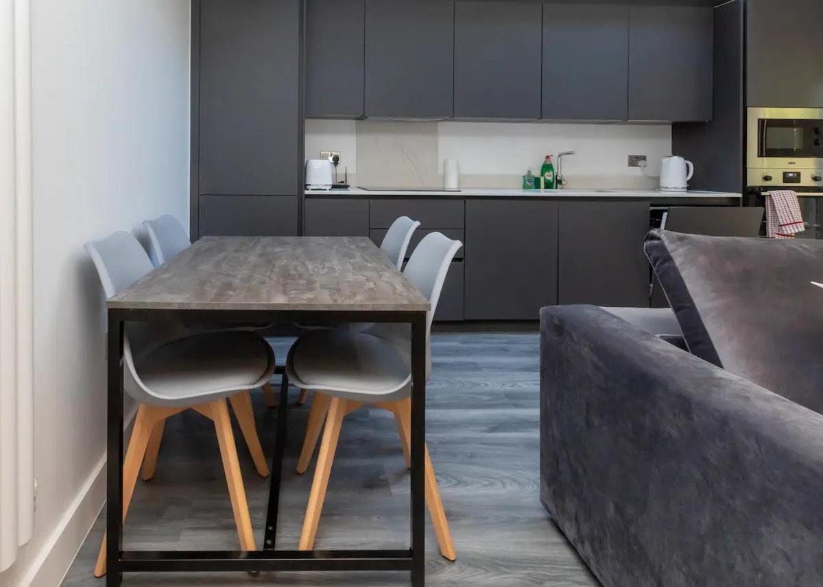 Apartament Stylish 2-Bed Flat In The Heart Of West Hampstead Londyn Zewnętrze zdjęcie