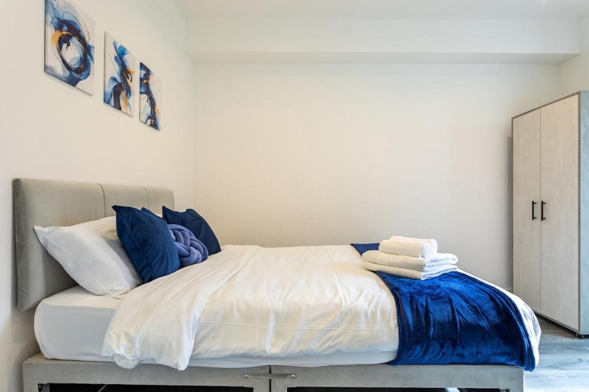 Apartament Stylish 2-Bed Flat In The Heart Of West Hampstead Londyn Zewnętrze zdjęcie