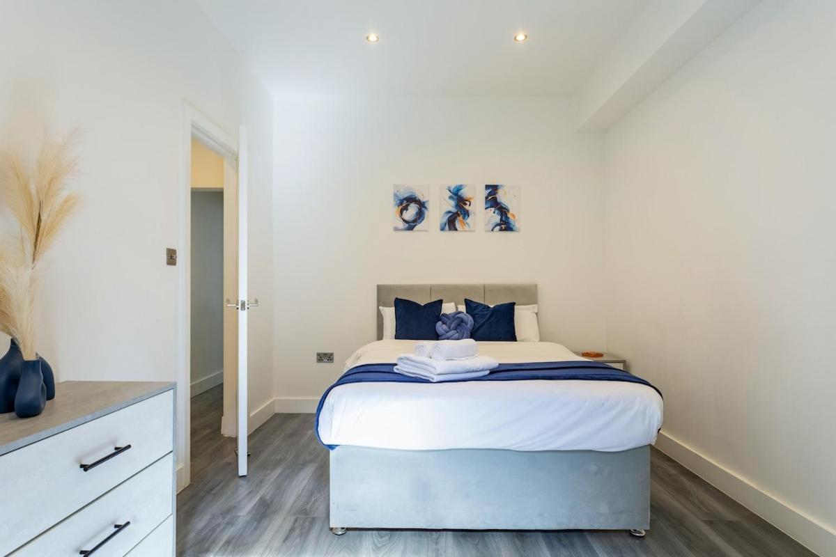 Apartament Stylish 2-Bed Flat In The Heart Of West Hampstead Londyn Zewnętrze zdjęcie
