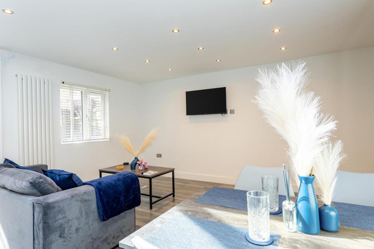 Apartament Stylish 2-Bed Flat In The Heart Of West Hampstead Londyn Zewnętrze zdjęcie
