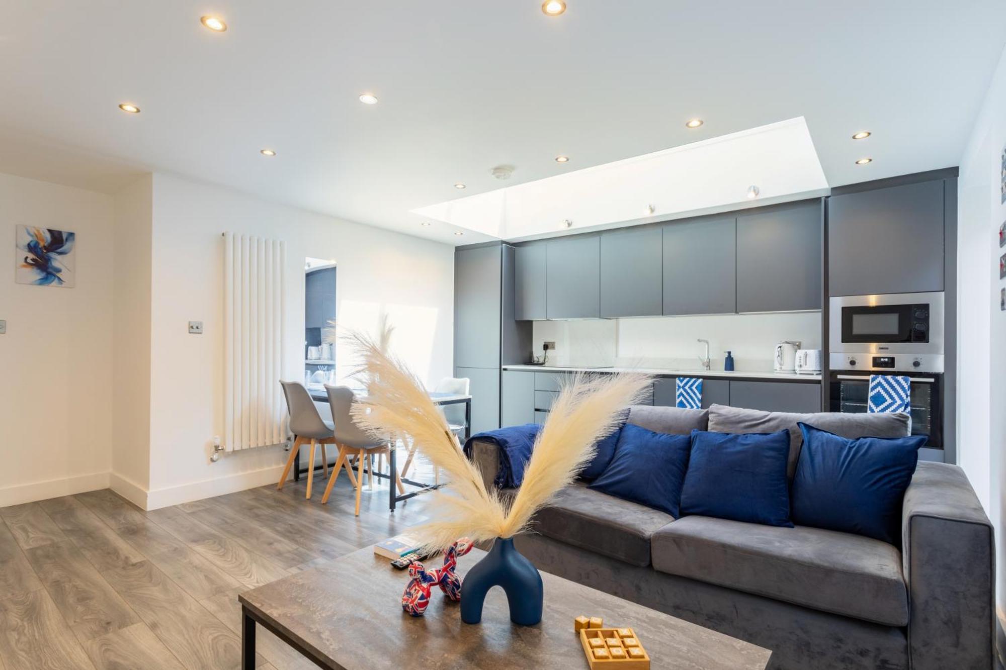 Apartament Stylish 2-Bed Flat In The Heart Of West Hampstead Londyn Zewnętrze zdjęcie